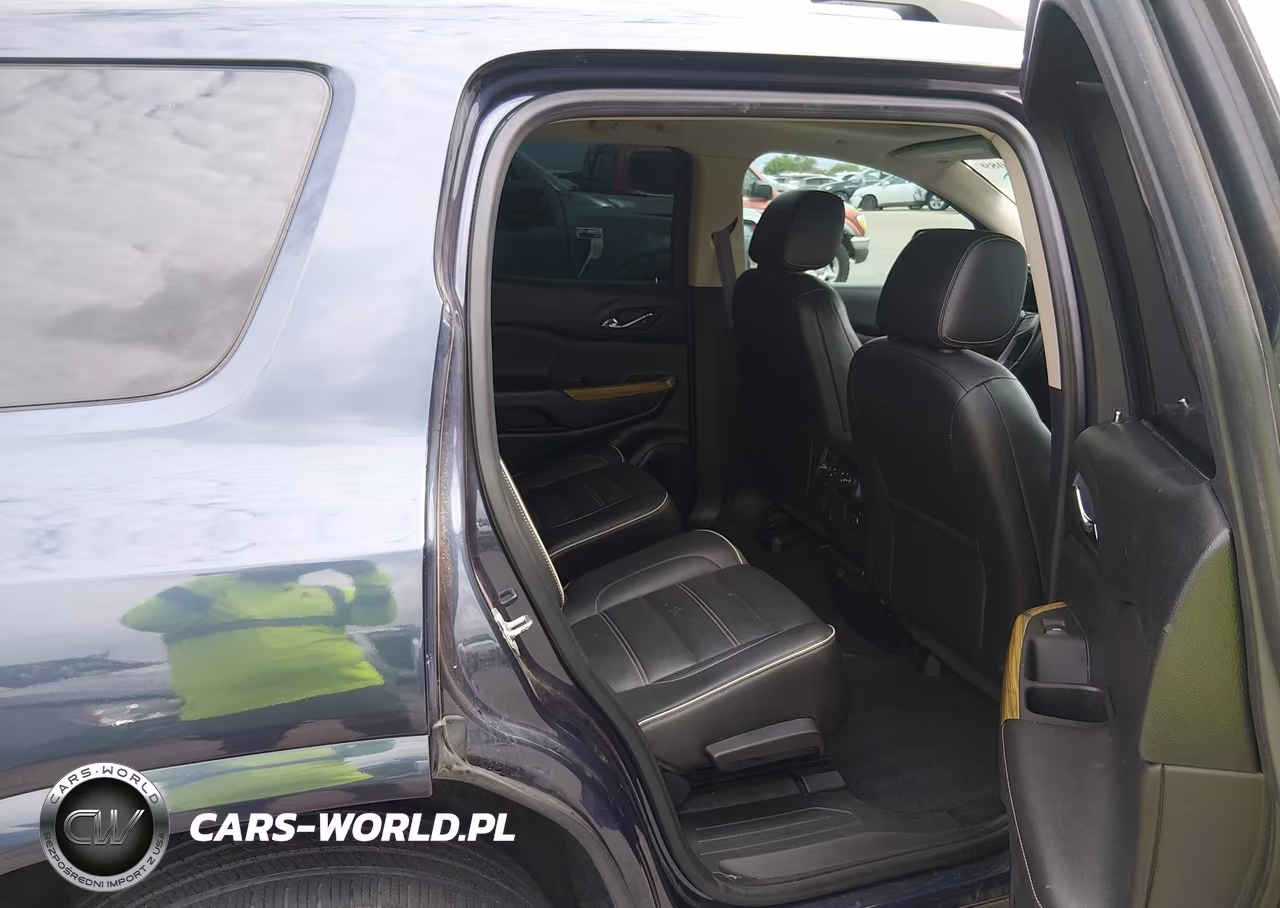 2018 GMC Acadia Denali VIN:1GKKNPLS5JZ143527 - 8