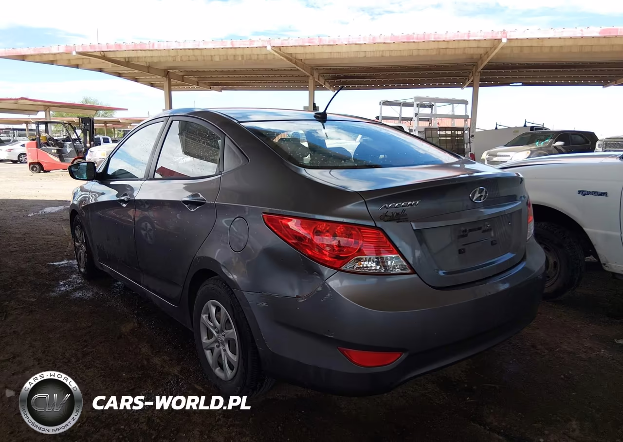 2014 Hyundai Accent Gls VIN:KMHCT4AEXEU728815 - 3