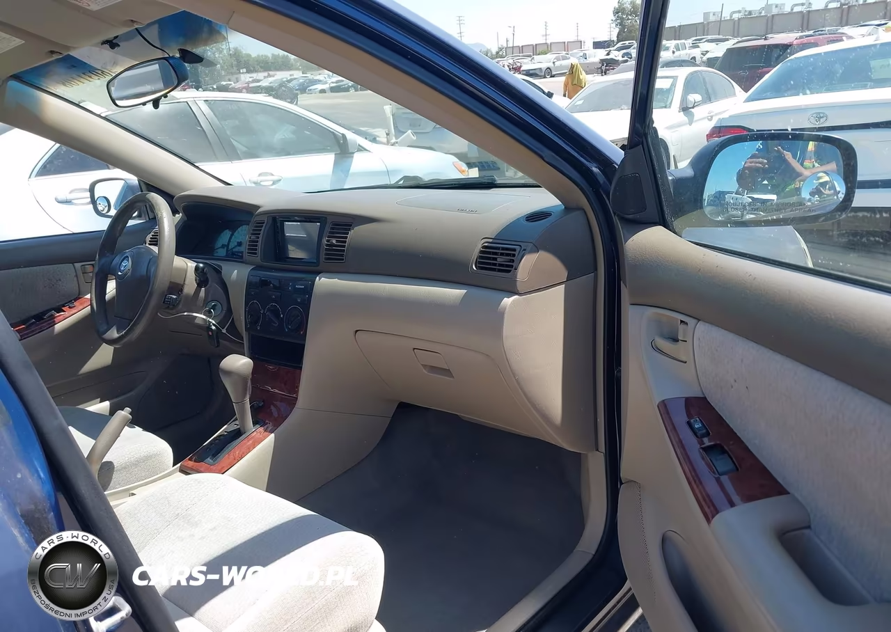 2004 Toyota Corolla Le VIN:1NXBR32EX4Z304682 - 5