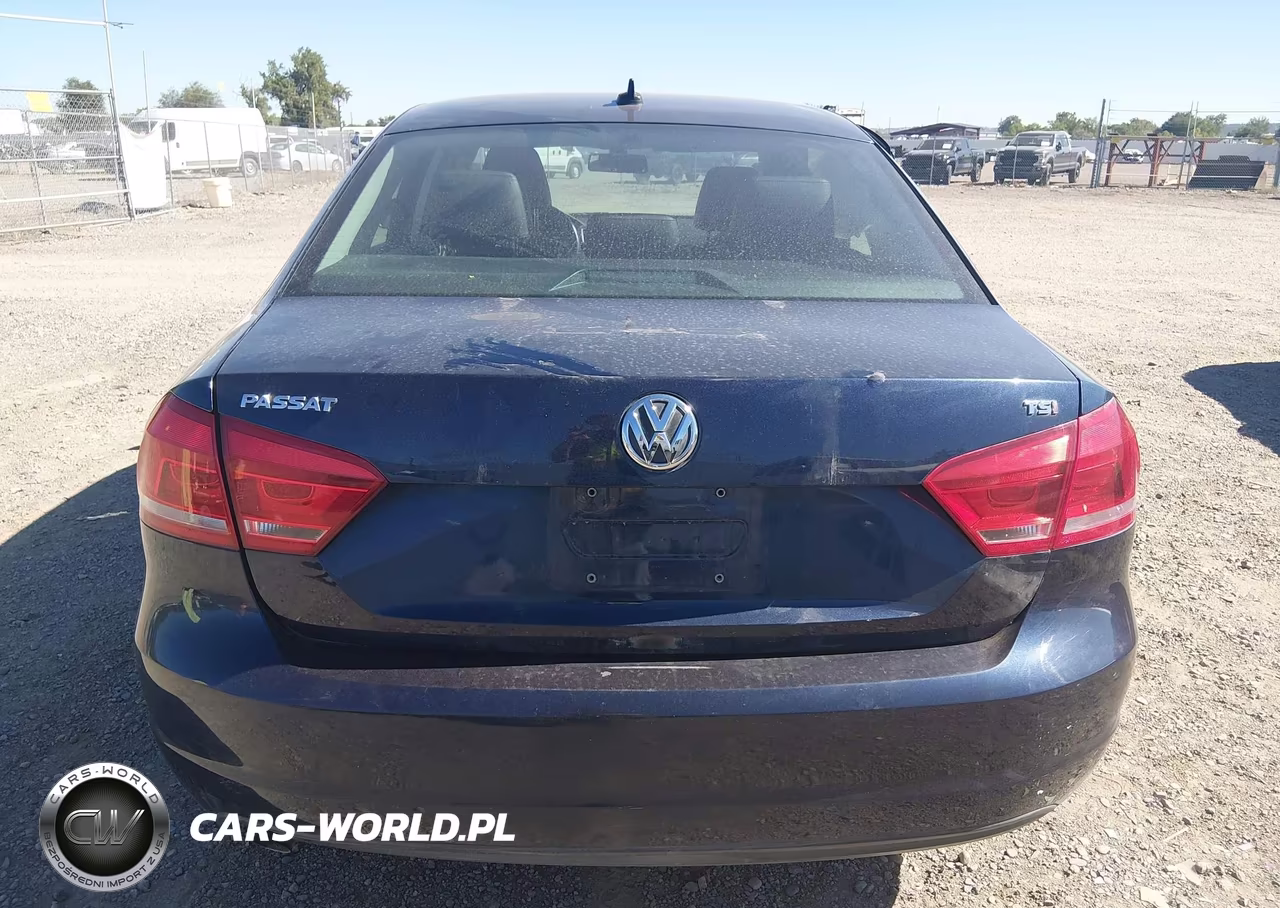 2015 Volkswagen Passat 1.8T Wolfsburg Edition VIN:1VWAT7A3XFC039812 - 16