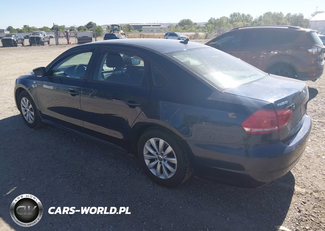 2015 Volkswagen Passat 1.8T Wolfsburg Edition VIN:1VWAT7A3XFC039812 - 3