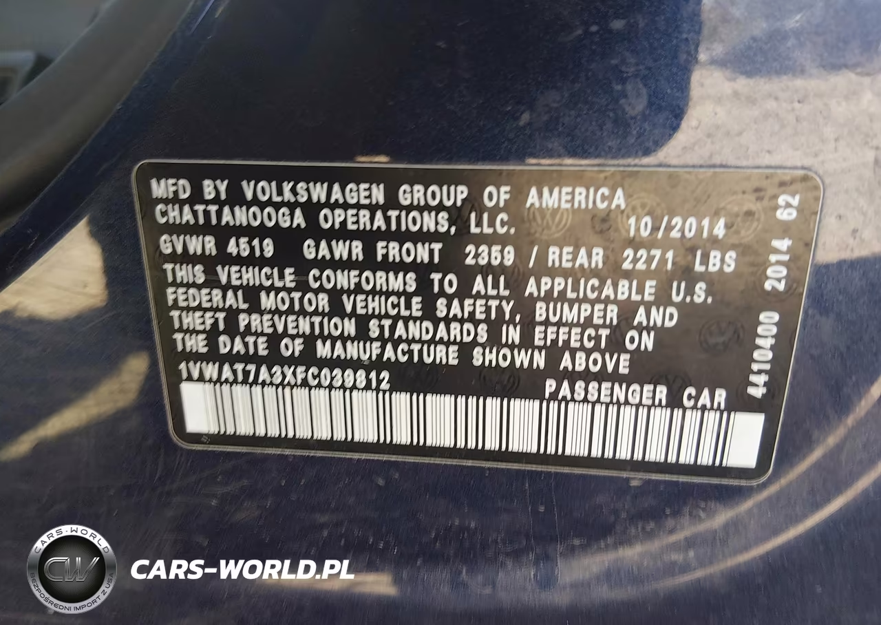 2015 Volkswagen Passat 1.8T Wolfsburg Edition VIN:1VWAT7A3XFC039812 - 9