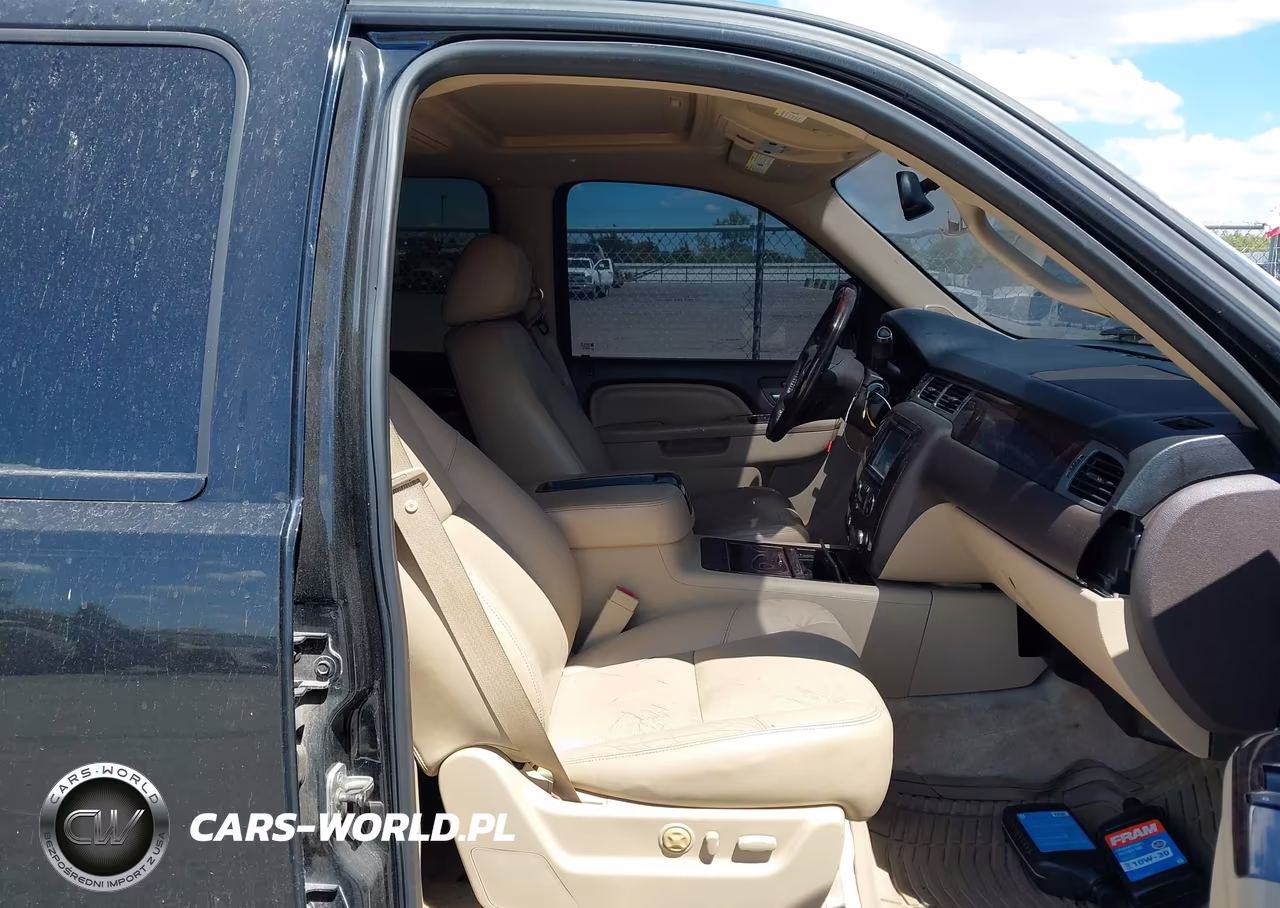 2011 GMC Yukon Denali VIN:1GKS1EEF7BR335548 - 5