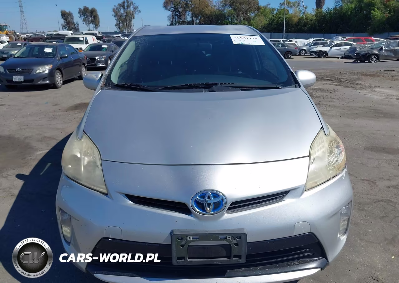 2014 Toyota Prius Three VIN:JTDKN3DU6E1755339 - 12
