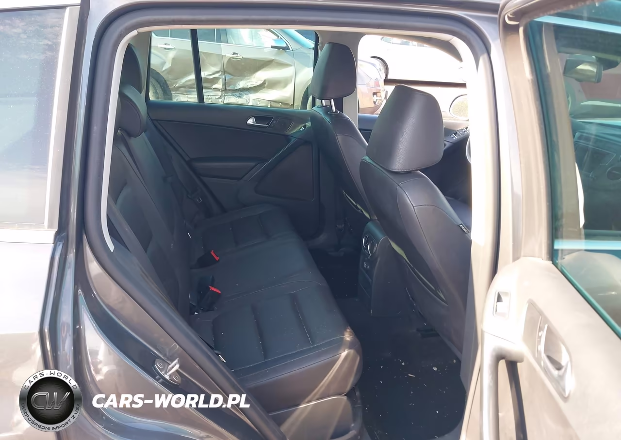2016 Volkswagen Tiguan Se VIN:WVGBV7AX7GW537241 - 8