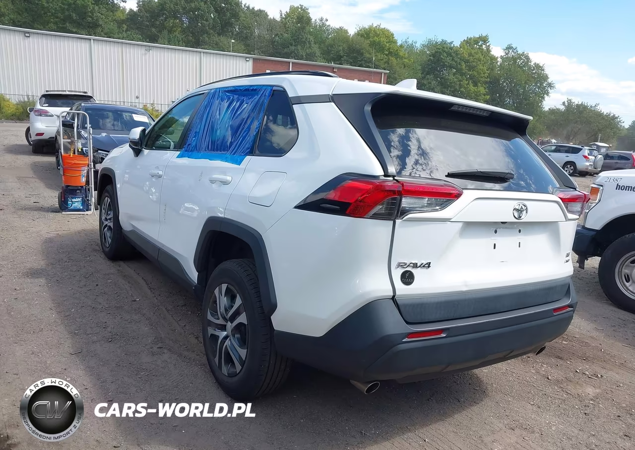 2020 Toyota Rav4 Le VIN:2T3G1RFV3LC114739 - 3