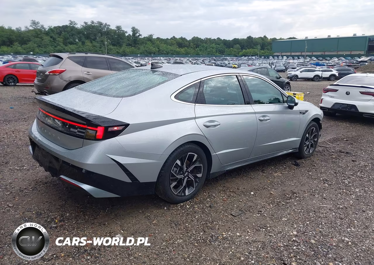 2024 Hyundai Sonata Sel VIN:KMHL64JA6RA366168 - 4