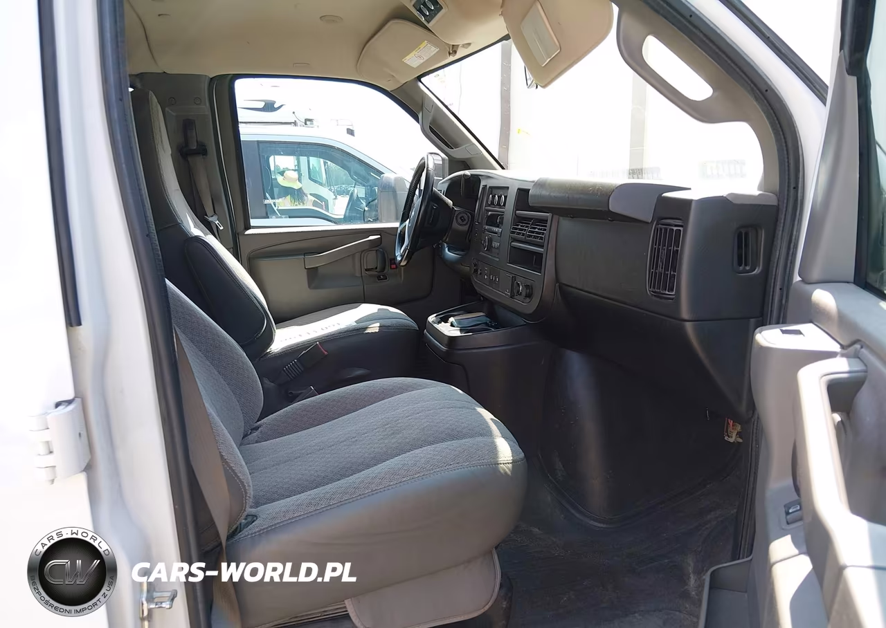 2019 Chevrolet Express 3500 Ls VIN:1GAZGNFG2K1355990 - 5