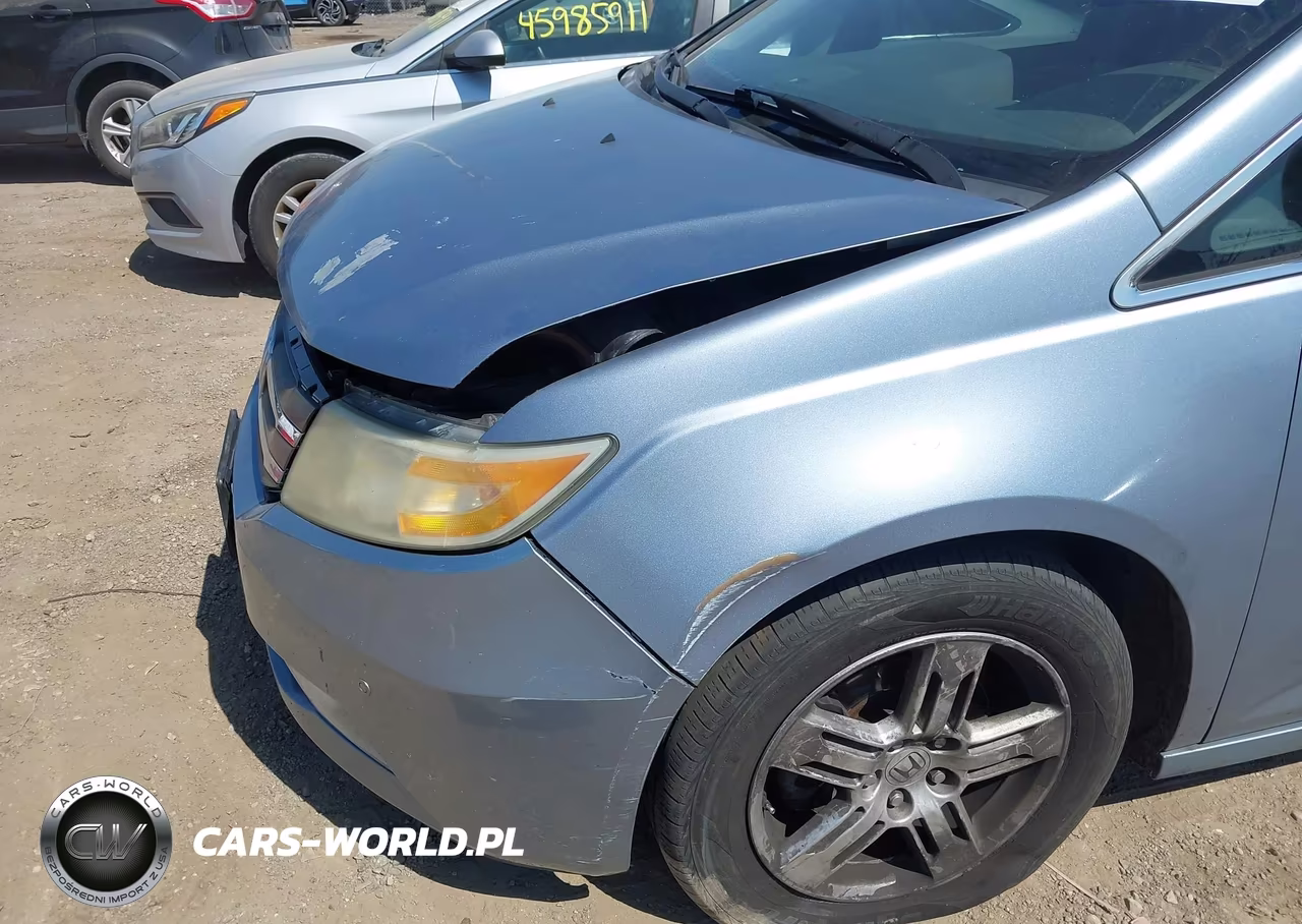 2011 Honda Odyssey Touring-Touring Elite VIN:5FNRL5H92BB073387 - 18