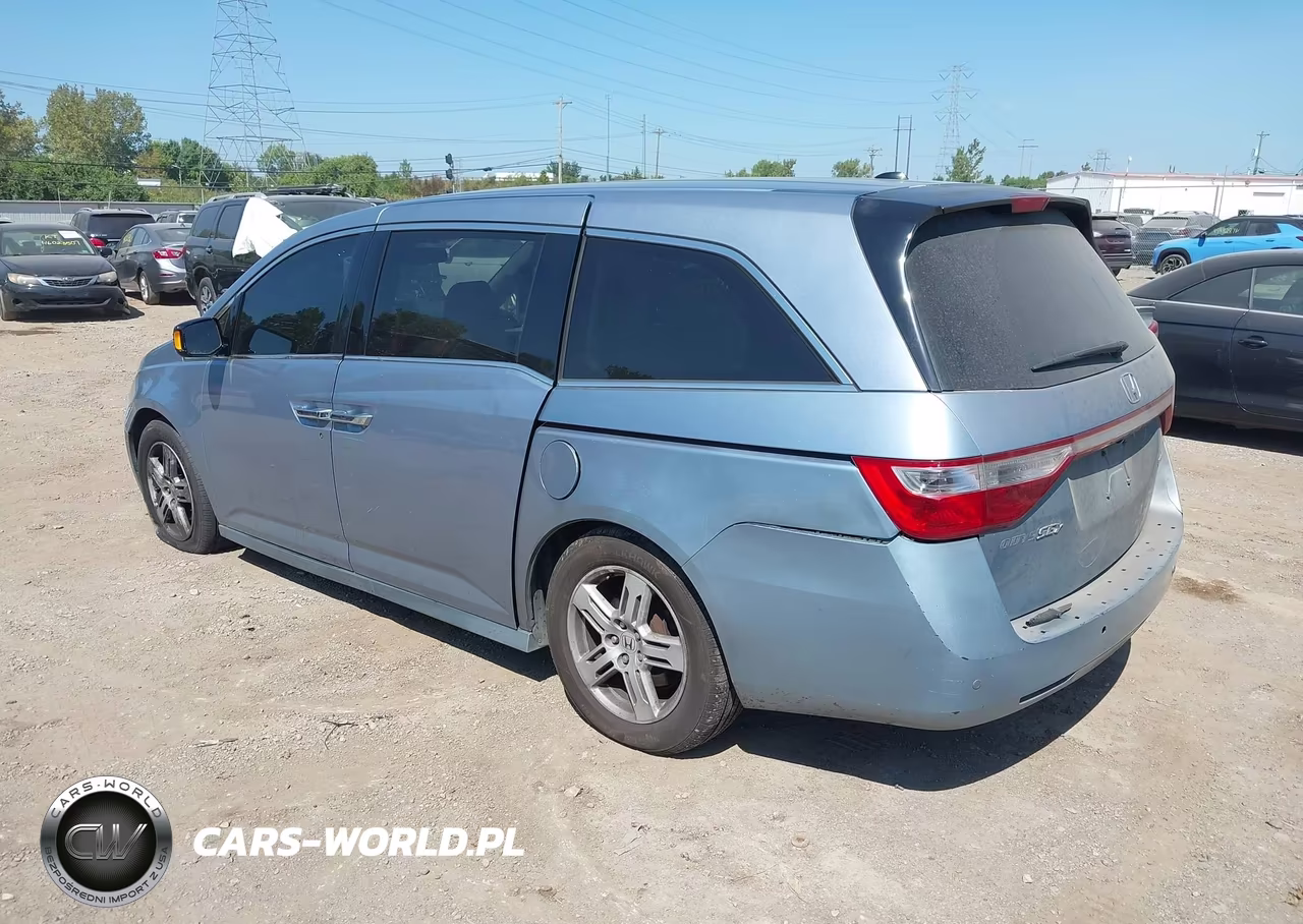 2011 Honda Odyssey Touring-Touring Elite VIN:5FNRL5H92BB073387 - 3