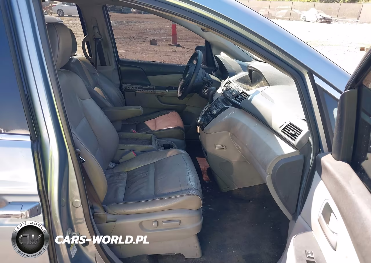 2011 Honda Odyssey Touring-Touring Elite VIN:5FNRL5H92BB073387 - 5