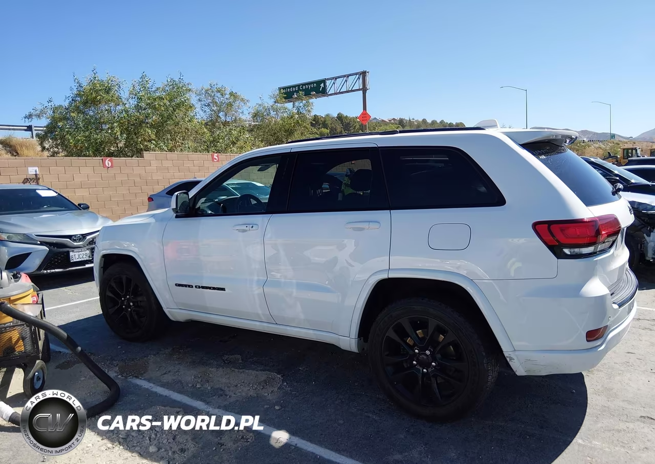2017 Jeep Grand Cherokee Altitude VIN:1C4RJEAG2HC708340 - 14