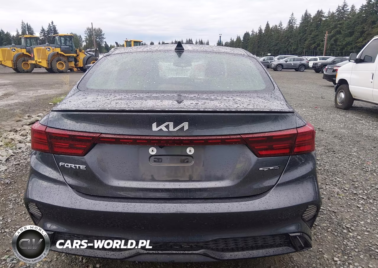 2024 Kia Forte Gt-Line VIN:3KPF54AD5RE746212 - 16