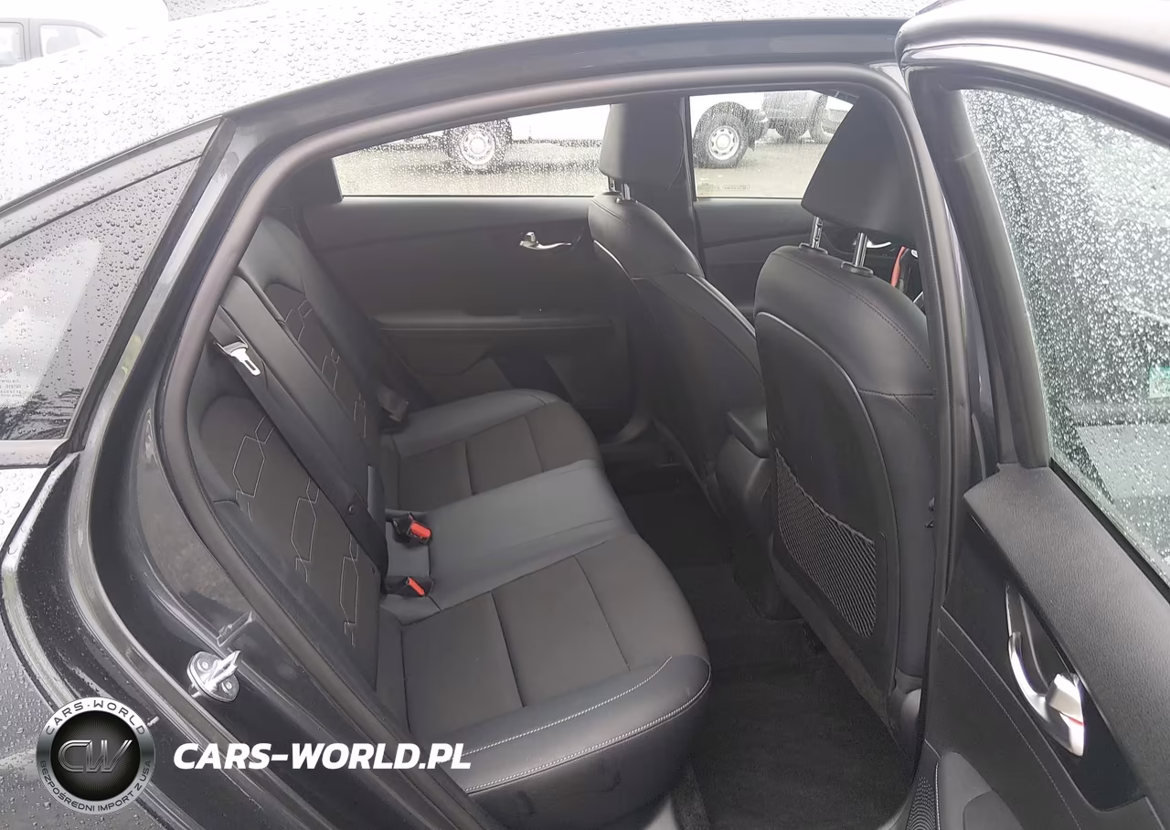 2024 Kia Forte Gt-Line VIN:3KPF54AD5RE746212 - 18