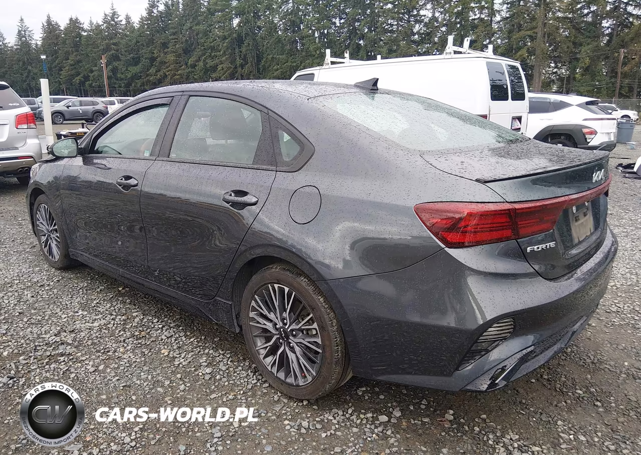 2024 Kia Forte Gt-Line VIN:3KPF54AD5RE746212 - 3