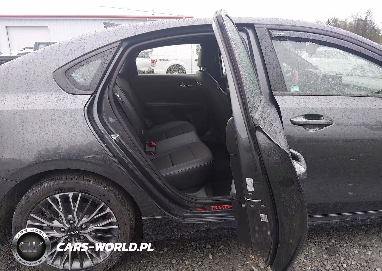 2024 Kia Forte Gt-Line VIN:3KPF54AD5RE746212 - 8