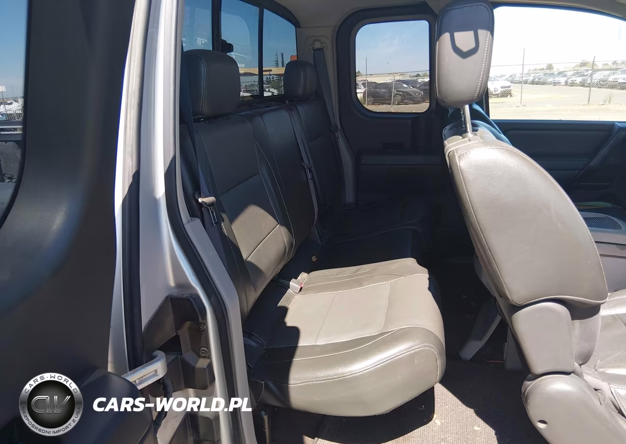 2004 Nissan Titan Le VIN:1N6AA06B34N582322 - 8