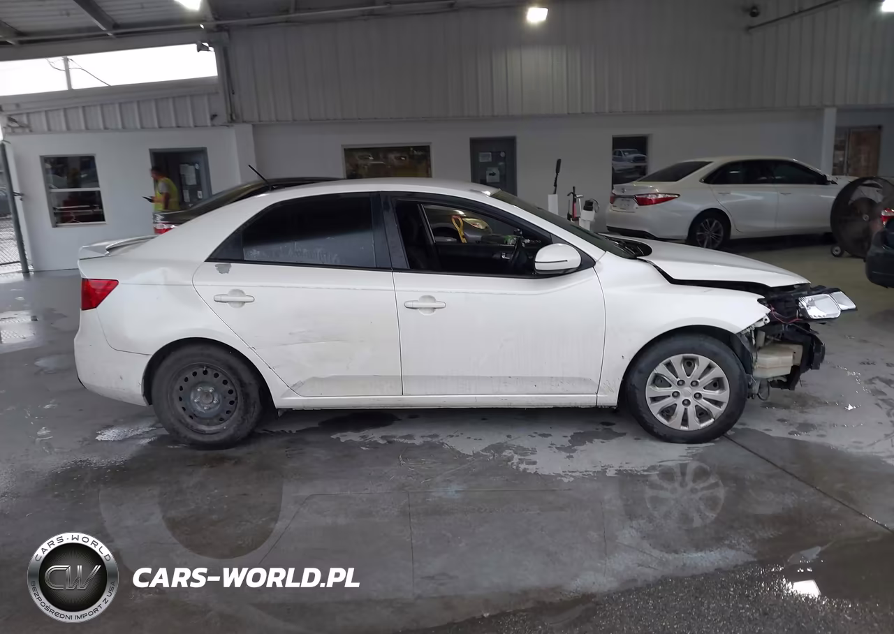 2013 Kia Forte Ex VIN:KNAFU4A22D5702610 - 14