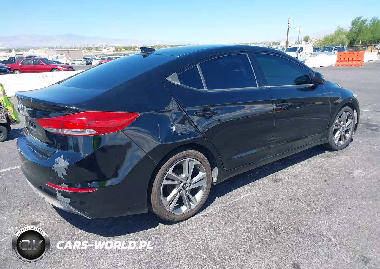 2017 Hyundai Elantra Se VIN:5NPD84LF5HH012676 - 4
