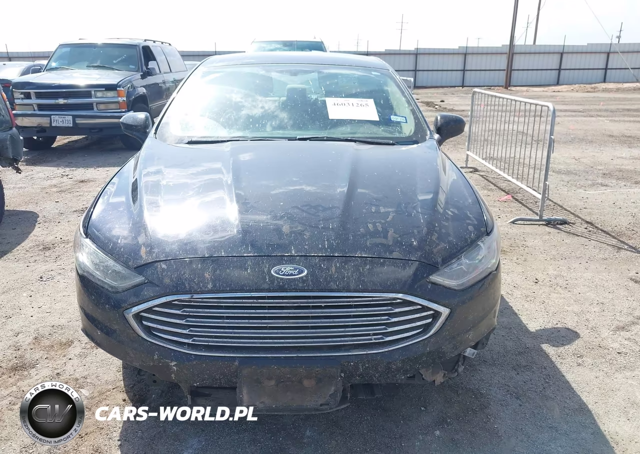 2018 Ford Fusion S VIN:3FA6P0G74JR158339 - 13