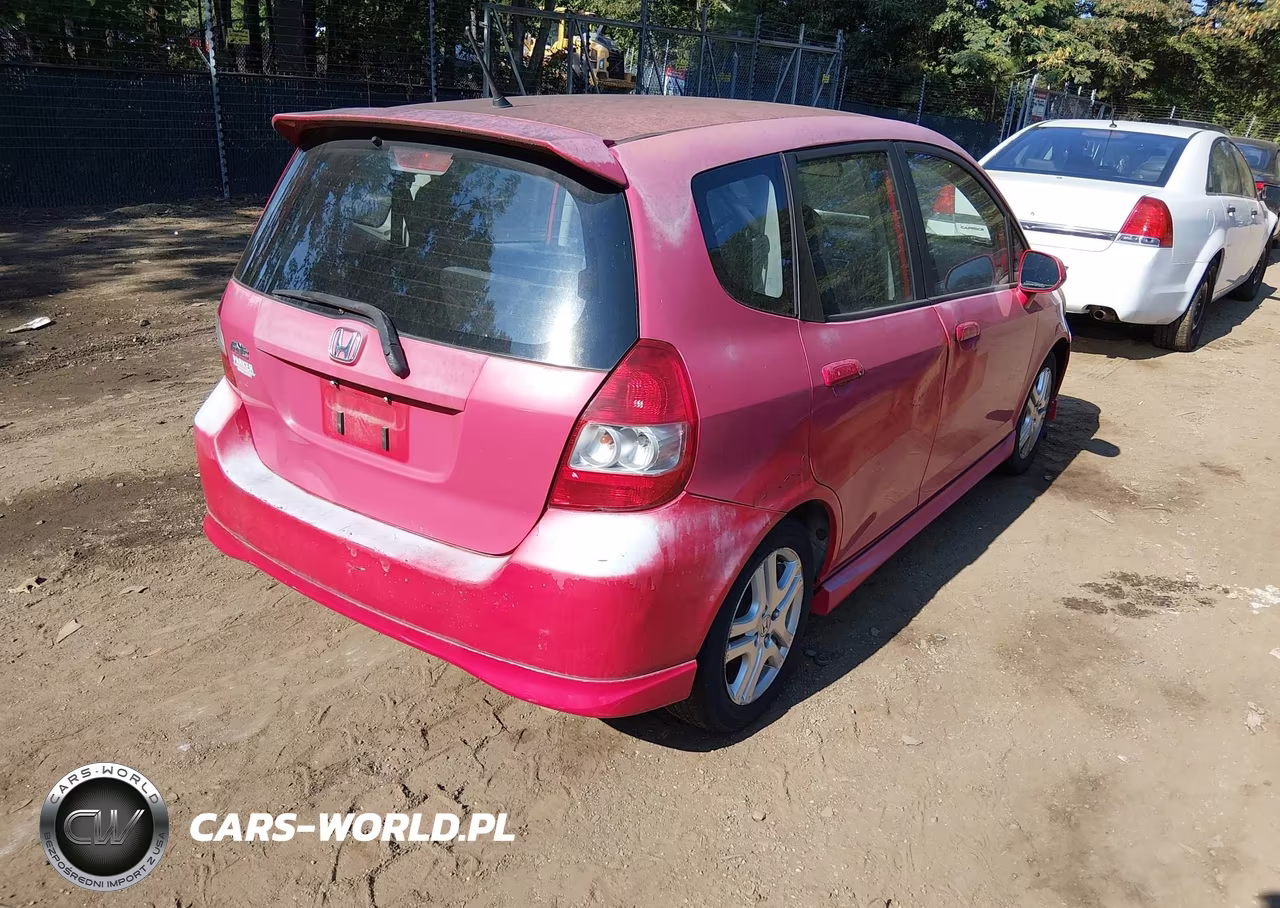 2007 Honda Fit Sport VIN:JHMGD38697S058425 - 4