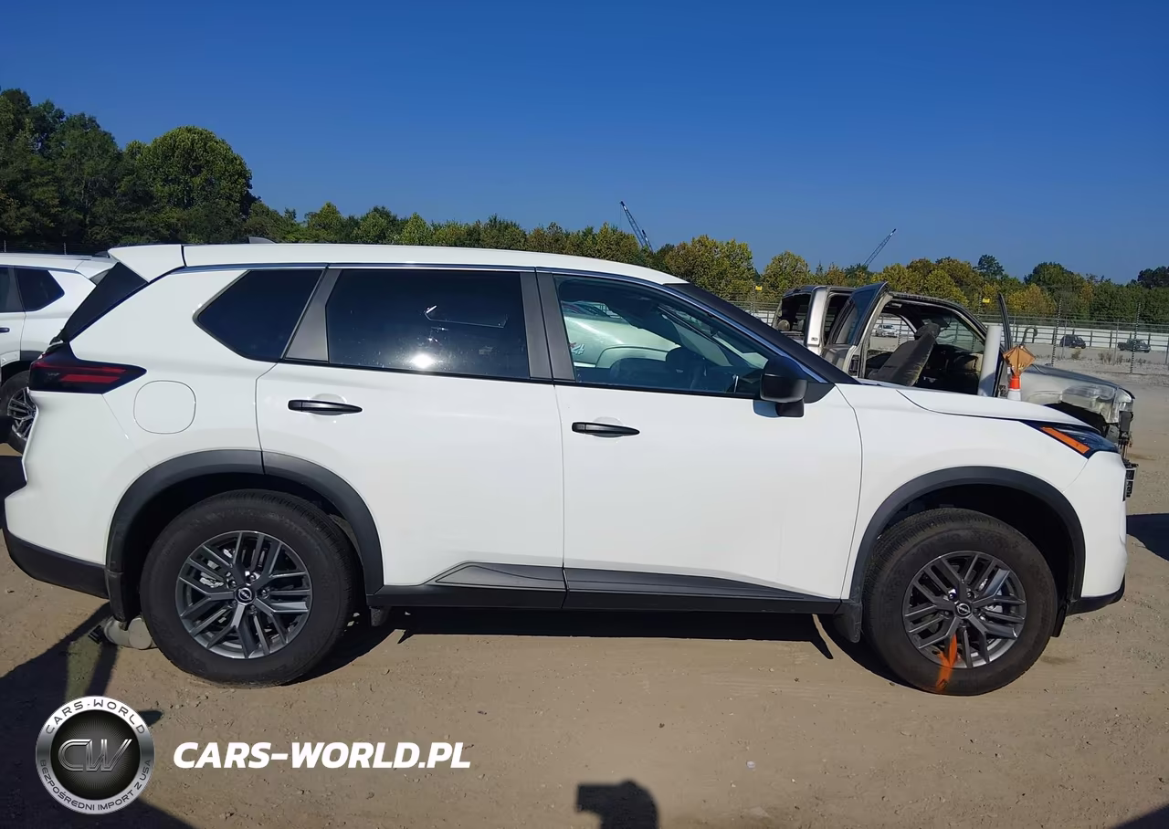 2026 Nissan Rogue S VIN:5N1BT3AA5TC859771 - 13
