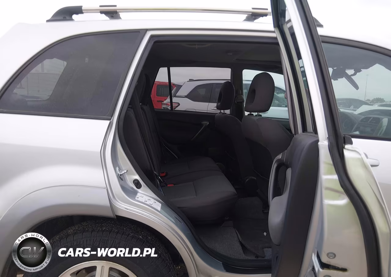 2005 Toyota Rav4 VIN:JTEGD20V750084332 - 8