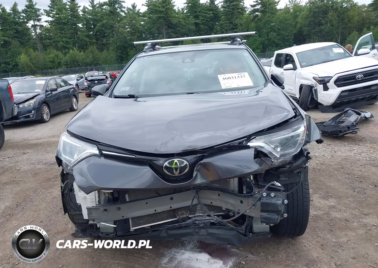 2018 Toyota Rav4 Le VIN:JTMBFREV2JJ723019 - 13