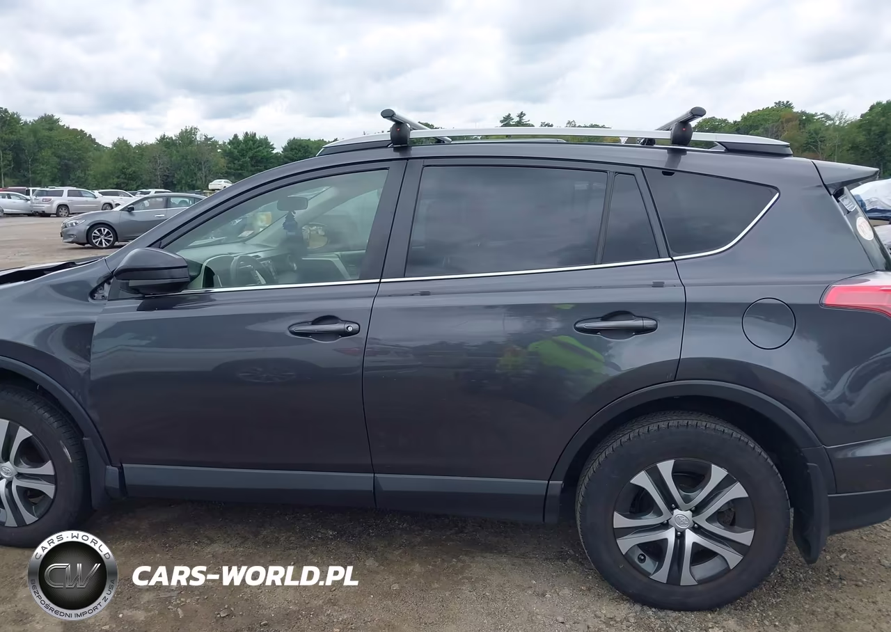2018 Toyota Rav4 Le VIN:JTMBFREV2JJ723019 - 15