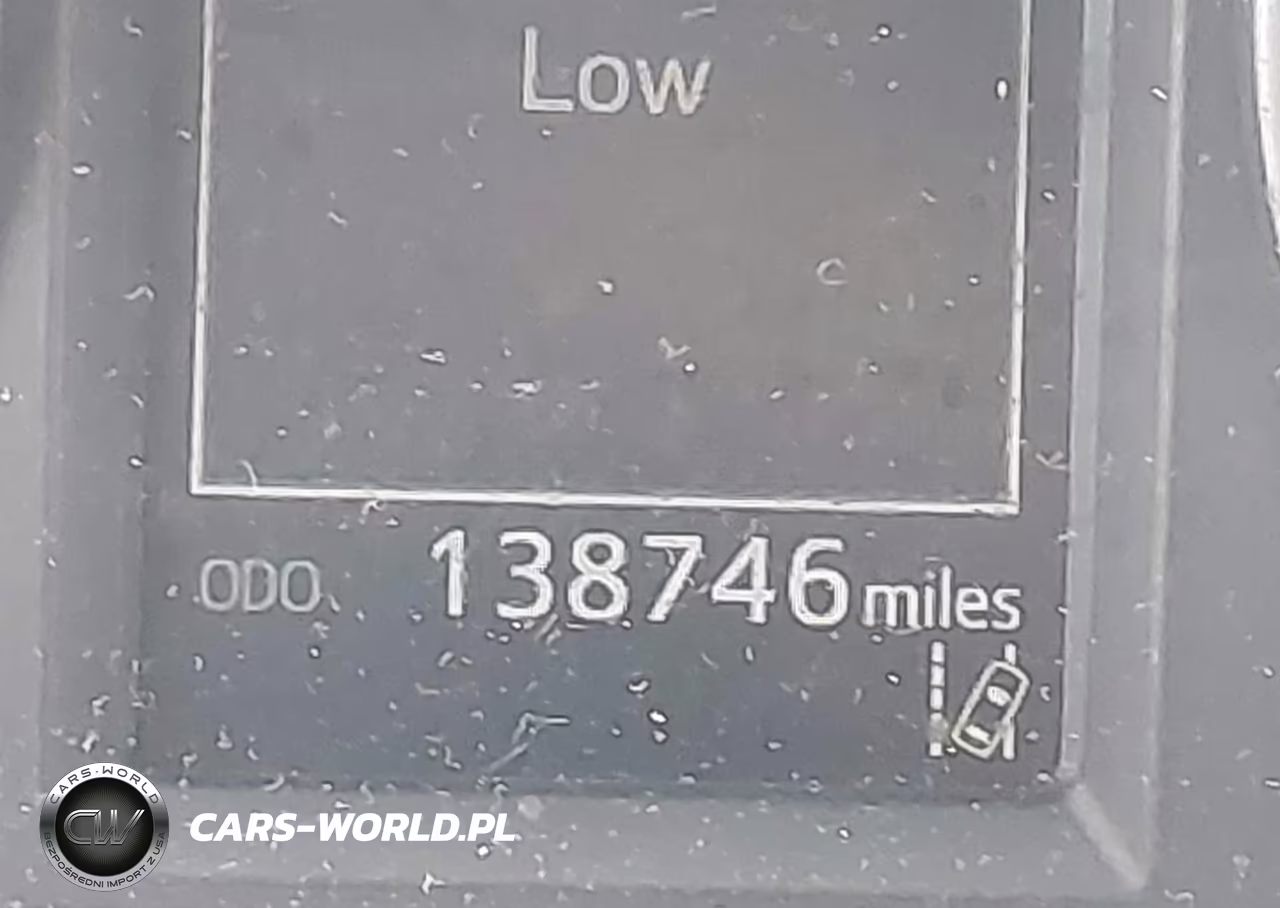 2018 Toyota Rav4 Le VIN:JTMBFREV2JJ723019 - 16