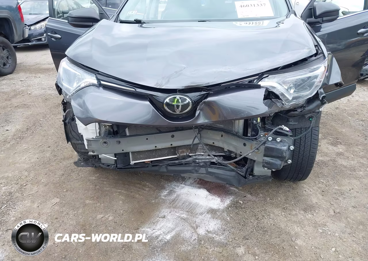 2018 Toyota Rav4 Le VIN:JTMBFREV2JJ723019 - 6