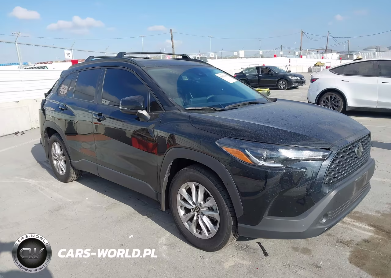 2022 Toyota Corolla Cross Le VIN:7MUBAABG6NV039045 - 1