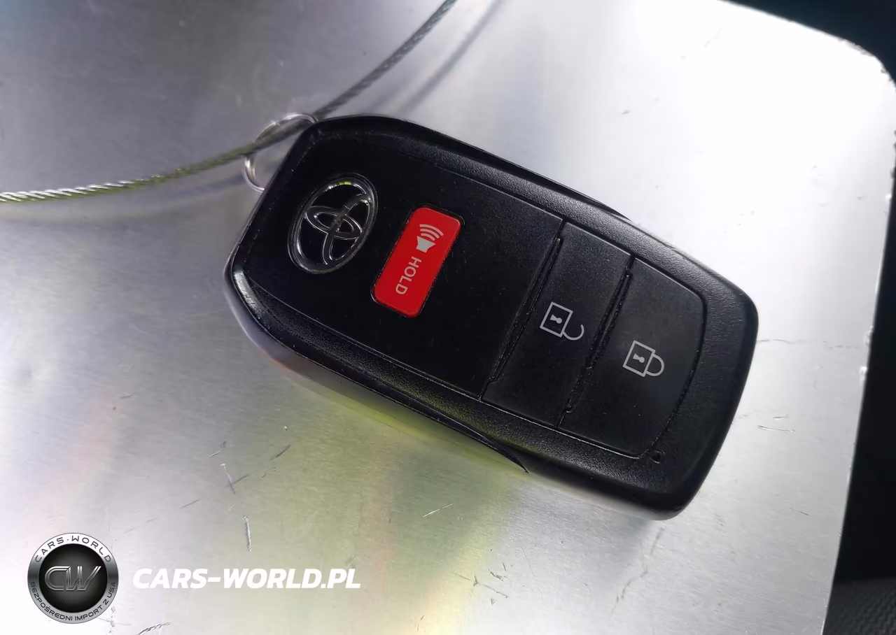 2022 Toyota Corolla Cross Le VIN:7MUBAABG6NV039045 - 11