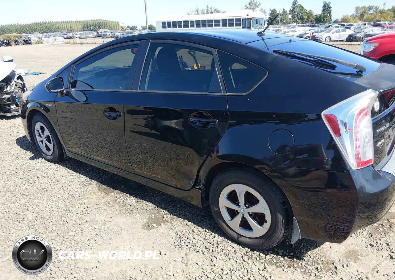2012 Toyota Prius Two VIN:JTDKN3DU0C5451817 - 6