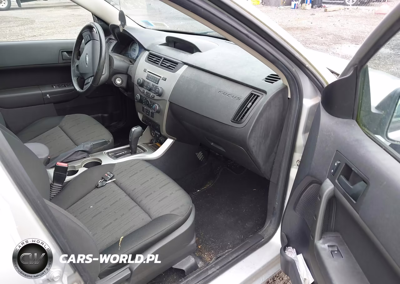 2009 Ford Focus Se VIN:1FAHP35N39W139317 - 5