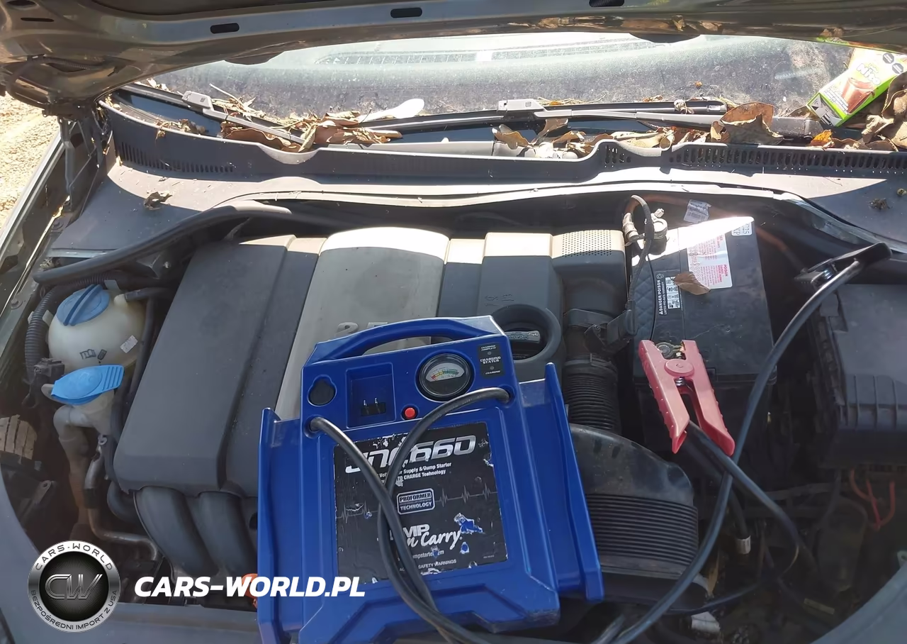 2008 Volkswagen Rabbit S VIN:WVWBA71K48W117796 - 11