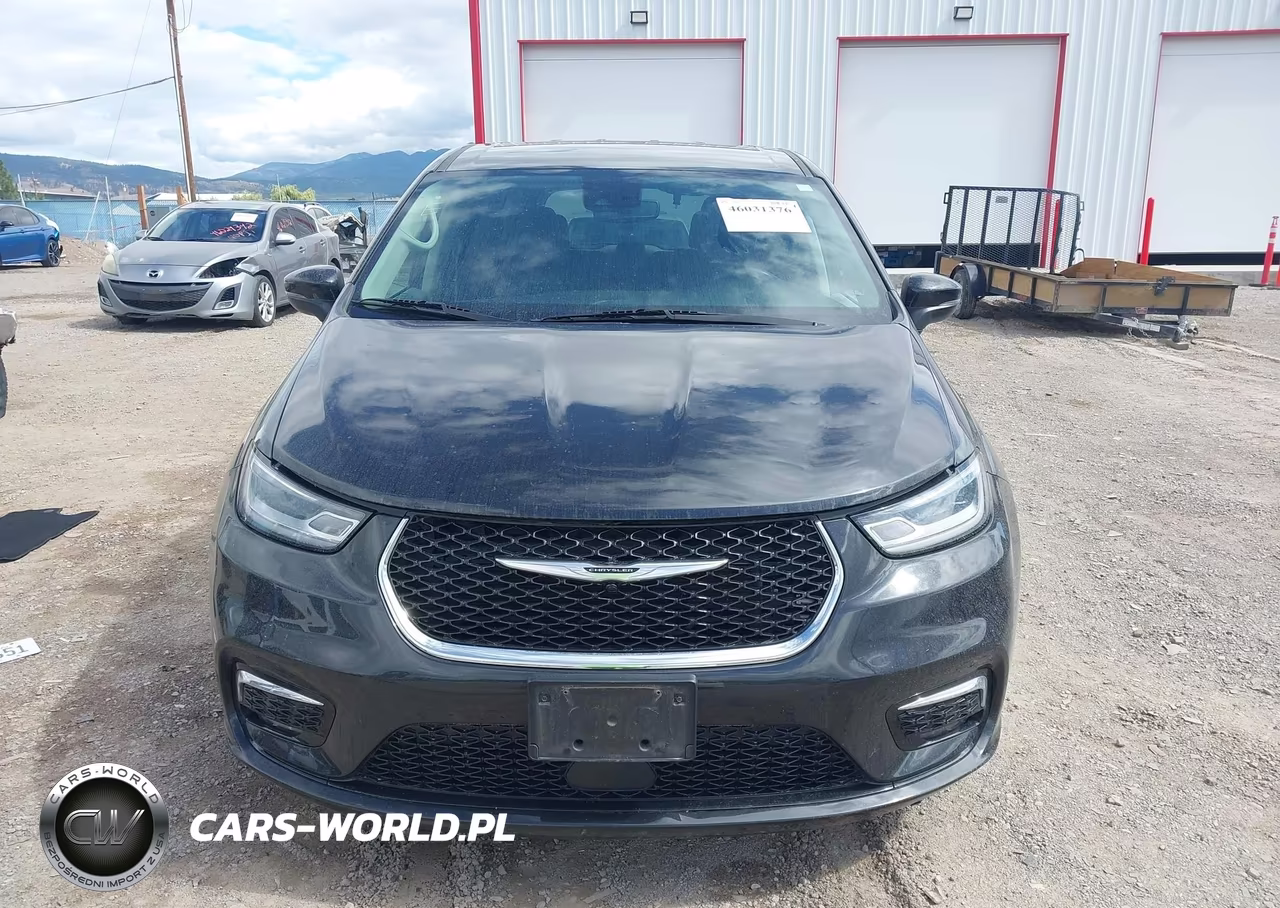 2023 Chrysler Pacifica Touring L VIN:2C4RC1BG4PR627184 - 12