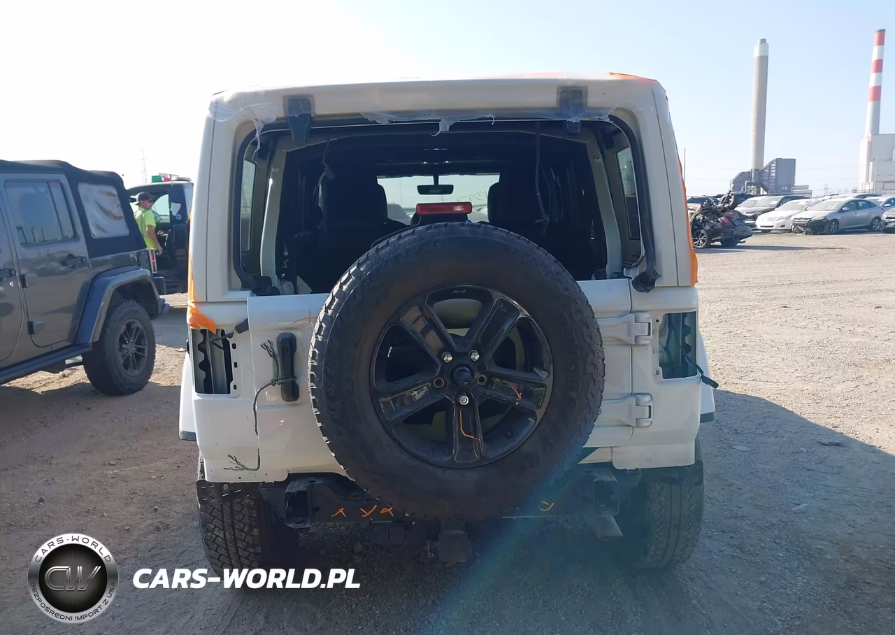 2022 Jeep Wrangler Unlimited Sahara Altitude 4X4 VIN:1C4HJXEG4NW156416 - 16