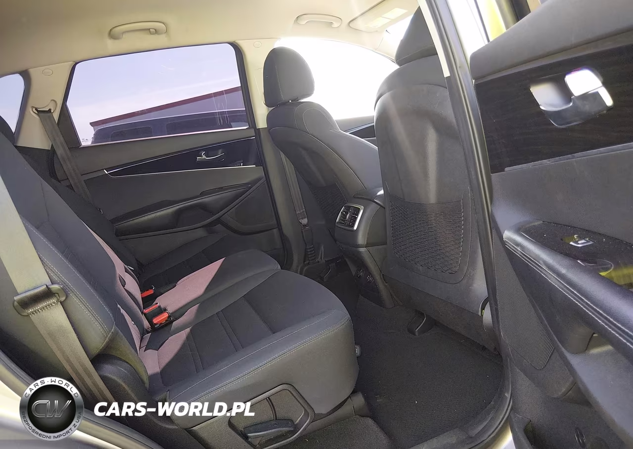 2019 Kia Sorento 2.4L Lx VIN:5XYPG4A33KG437188 - 8