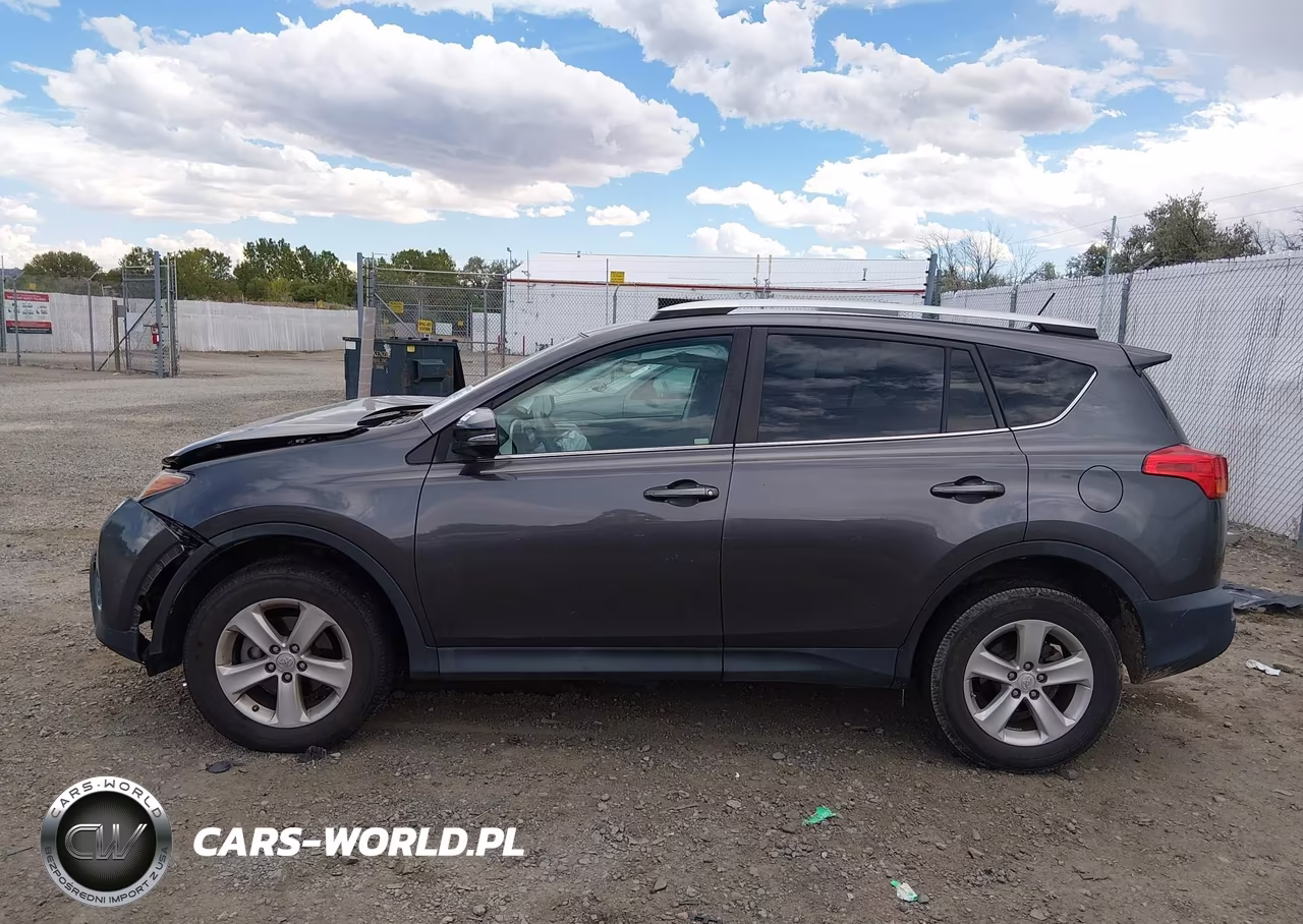 2014 Toyota Rav4 Xle VIN:2T3RFREV1EW205117 - 14