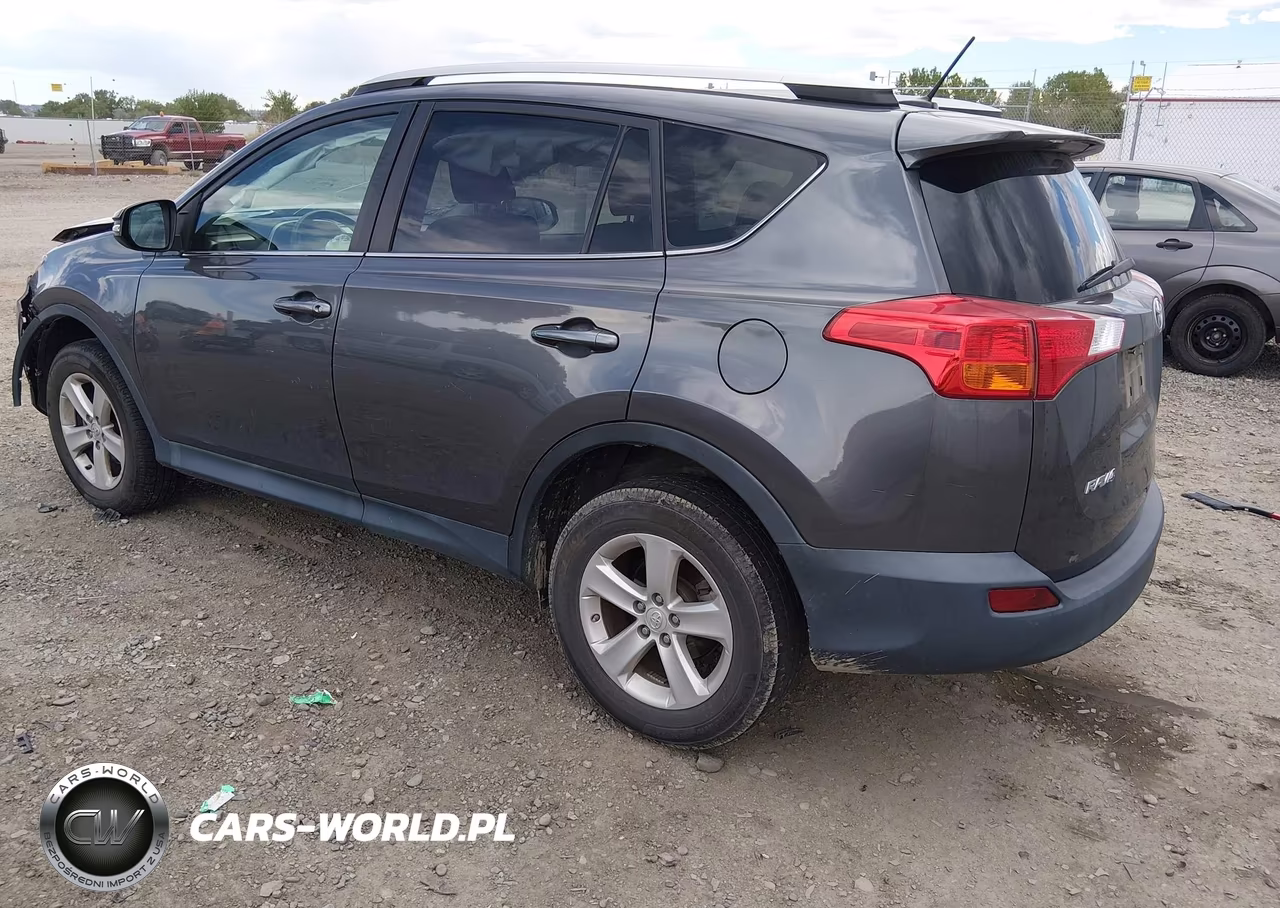 2014 Toyota Rav4 Xle VIN:2T3RFREV1EW205117 - 3