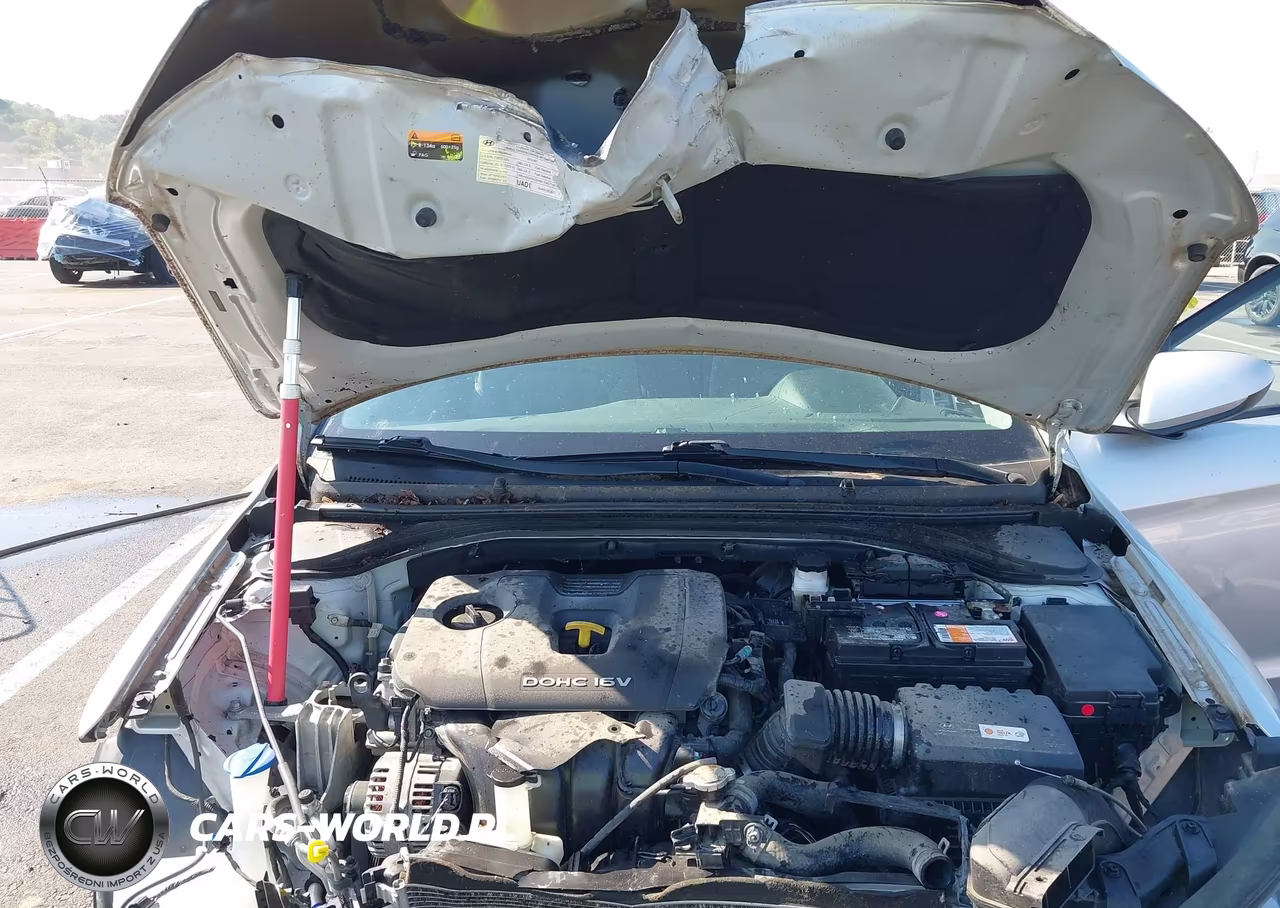2018 Hyundai Elantra Sel VIN:5NPD84LF0JH309313 - 10