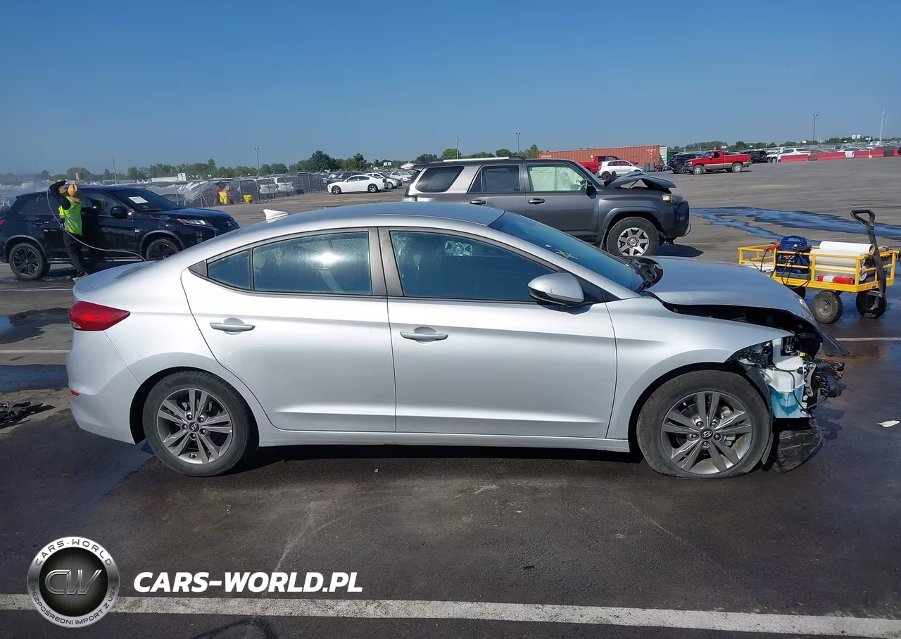 2018 Hyundai Elantra Sel VIN:5NPD84LF0JH309313 - 14