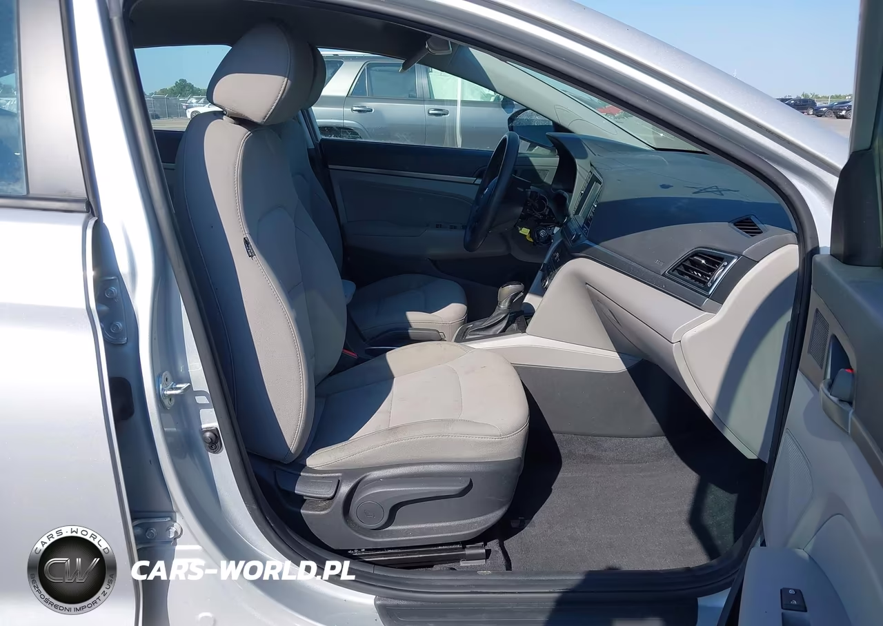 2018 Hyundai Elantra Sel VIN:5NPD84LF0JH309313 - 5