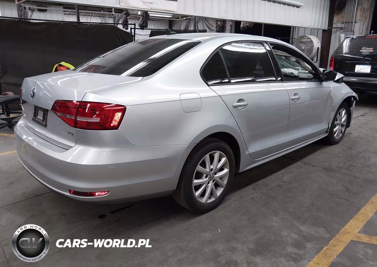 2015 Volkswagen Jetta 1.8T Se VIN:3VWD17AJXFM289986 - 4
