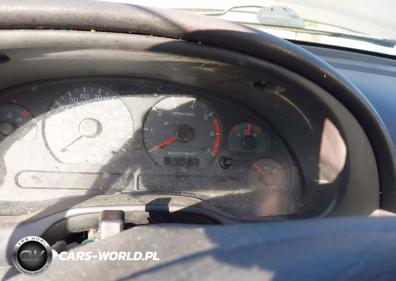 2002 Ford Mustang VIN:1FAFP40402F225704 - 7