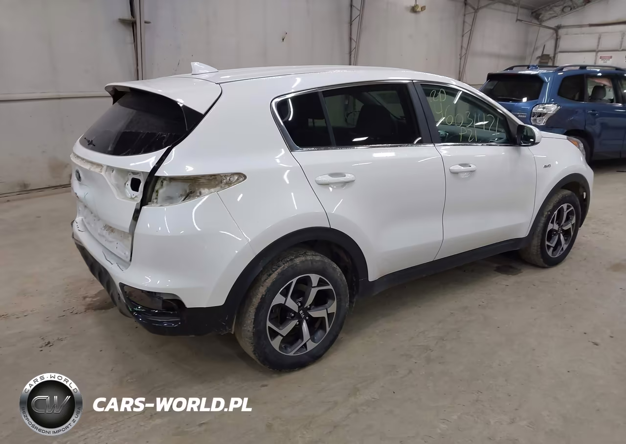2021 Kia Sportage Lx VIN:KNDPMCAC5M7904811 - 4