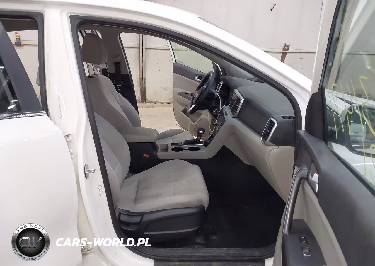 2021 Kia Sportage Lx VIN:KNDPMCAC5M7904811 - 5