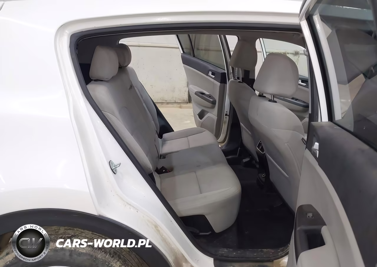 2021 Kia Sportage Lx VIN:KNDPMCAC5M7904811 - 8