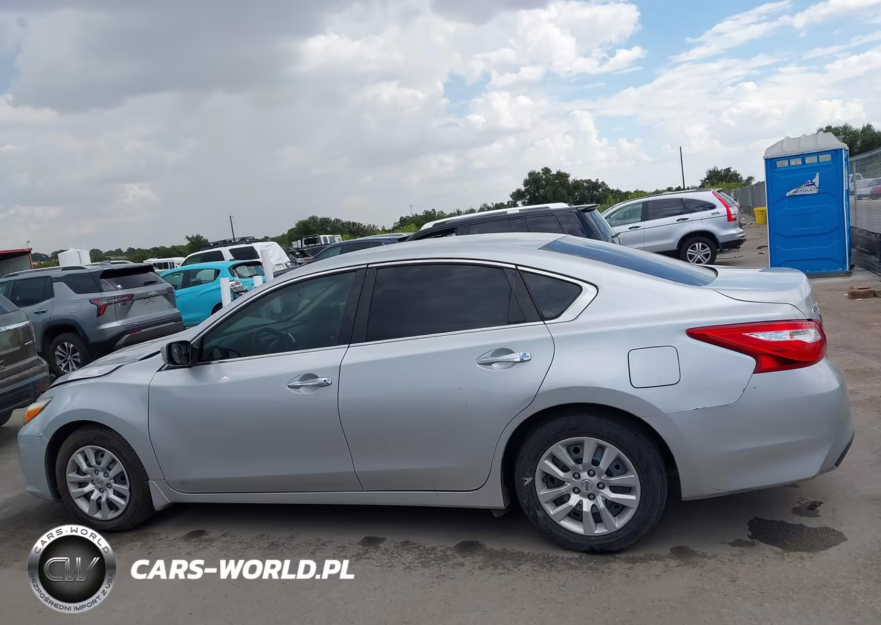 2016 Nissan Altima 2.5 S VIN:1N4AL3AP7GN367781 - 14